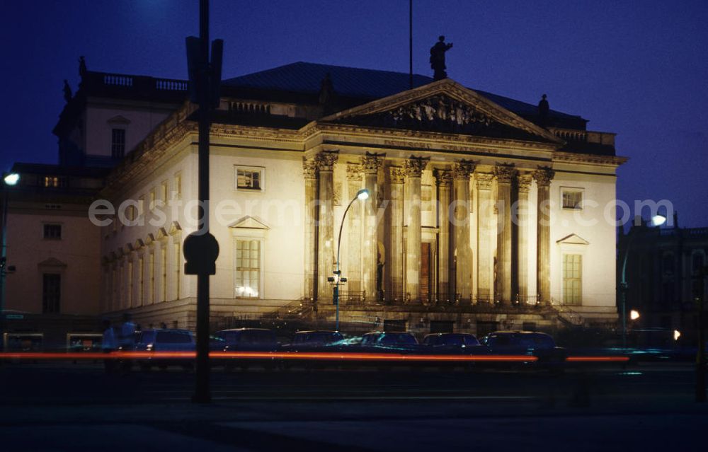 Berlin at night from above - Nachtaufnahme: Blick auf die beleuchtete Staatsoper Unter den Linden in Berlin-Mitte am Jahrestag der DDR.