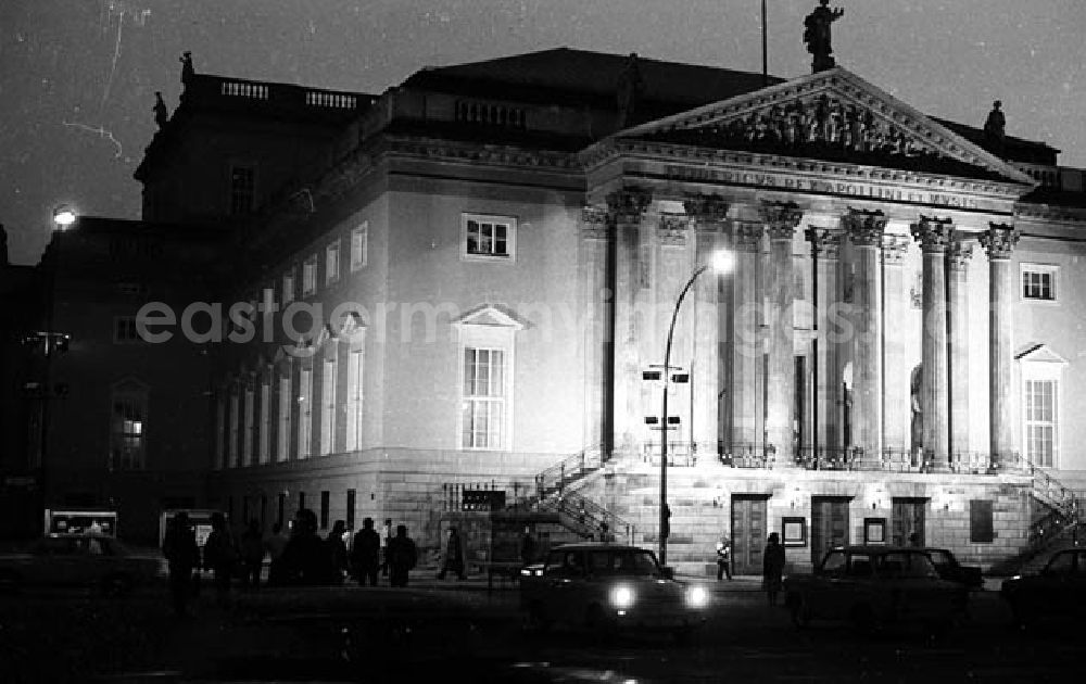 Aerial image at night Berlin-Mitte - 14.11.1986 Staatsoper Nachtaufnahme in Berlin-Mitte Umschlagnr.: 1239