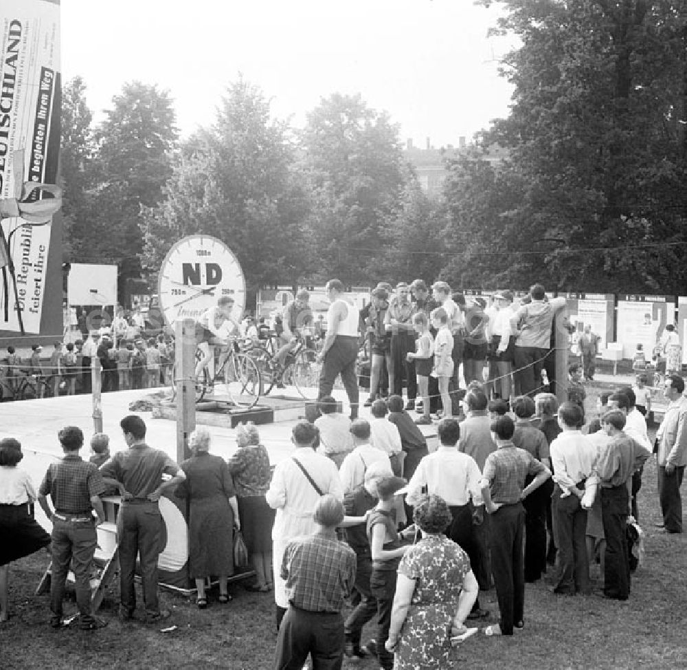 GDR image archive: Berlin - 11. - 12.