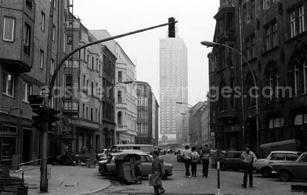 Berlin: 15.12.1987 Alte Schönhauser Allee / Münzstr. Berlin