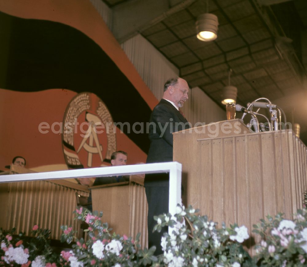 GDR photo archive: Berlin - Speech by the 1st Secretary of the Central Committee of the SED, Walter Ulbricht, on the occasion of the mass rally of the National Front of the GDR under the motto In the Sign of Friendship in the Werner-Seelenbinder-Halle in the Prenzlauer Berg district of Berlin East Berlin on the territory of the former GDR, German Democratic Republic