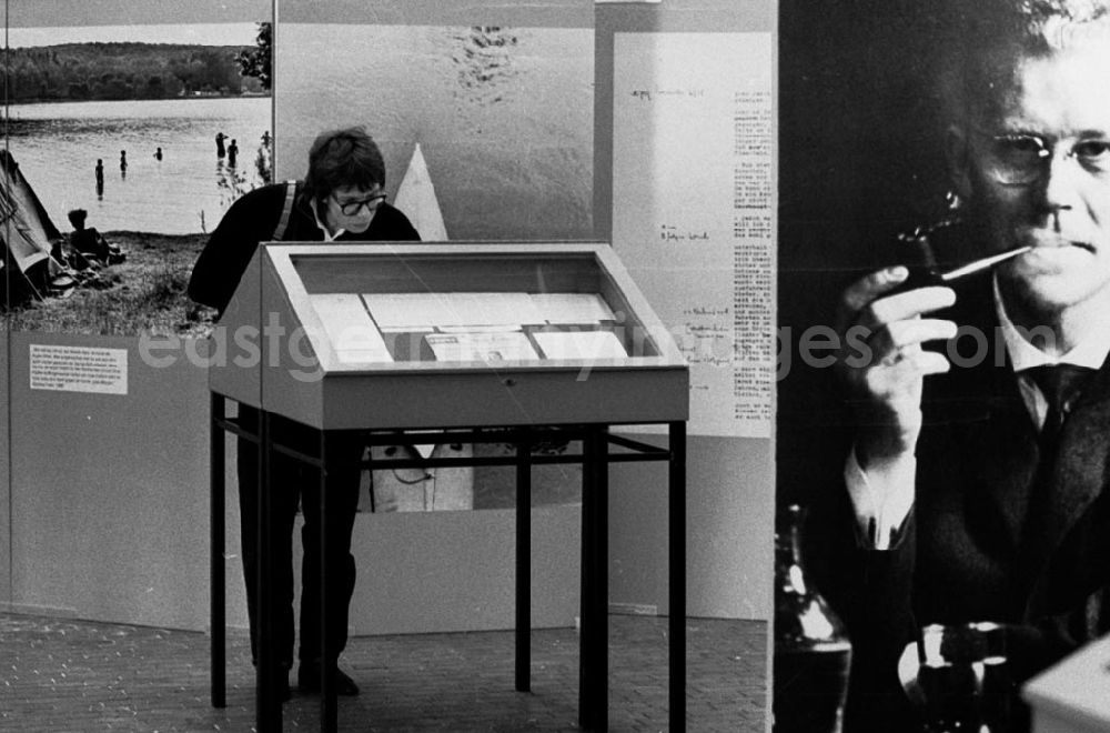 GDR photo archive: Berlin - Ausstellung über Uwe Johnson in der Akademie der Künste AdK.