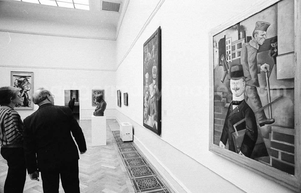 GDR image archive: Berlin - Ausstellung Kunst in Deutschland 1905-1935, Nationalgalerie 09.