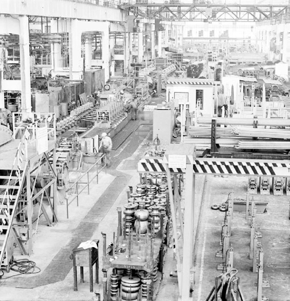 GDR photo archive: Finow - Oktober 1969 Automatisierung im Walzwerk Finow