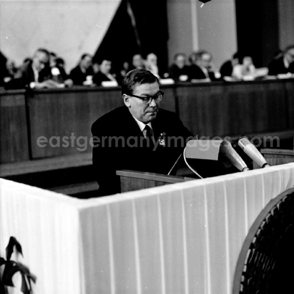 GDR photo archive: Berlin - Berlin 17./18. April 1969 5. Baukonferenz in Berlin.