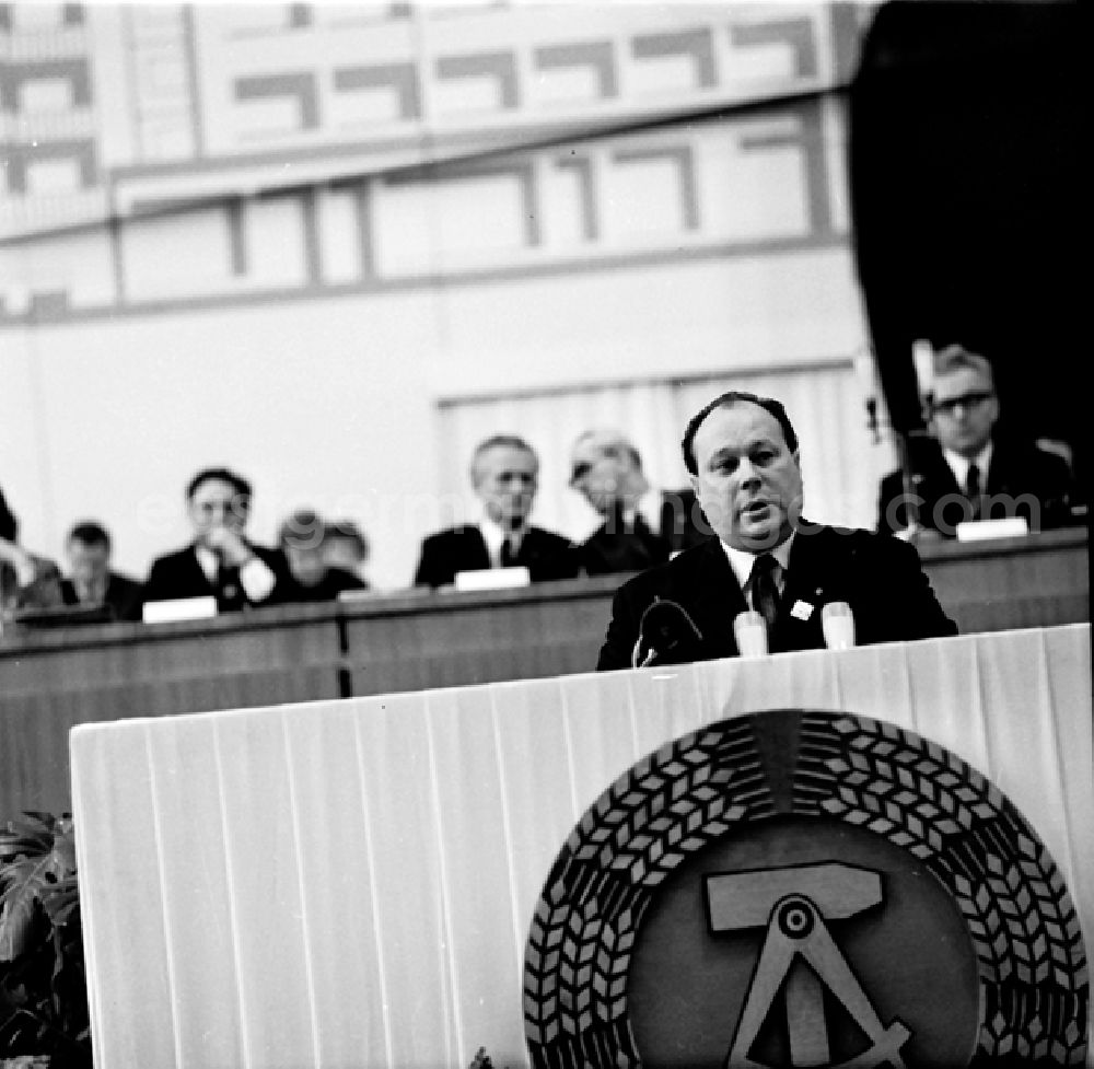 GDR picture archive: Berlin - Berlin 17./18. April 1969 5. Baukonferenz in Berlin.