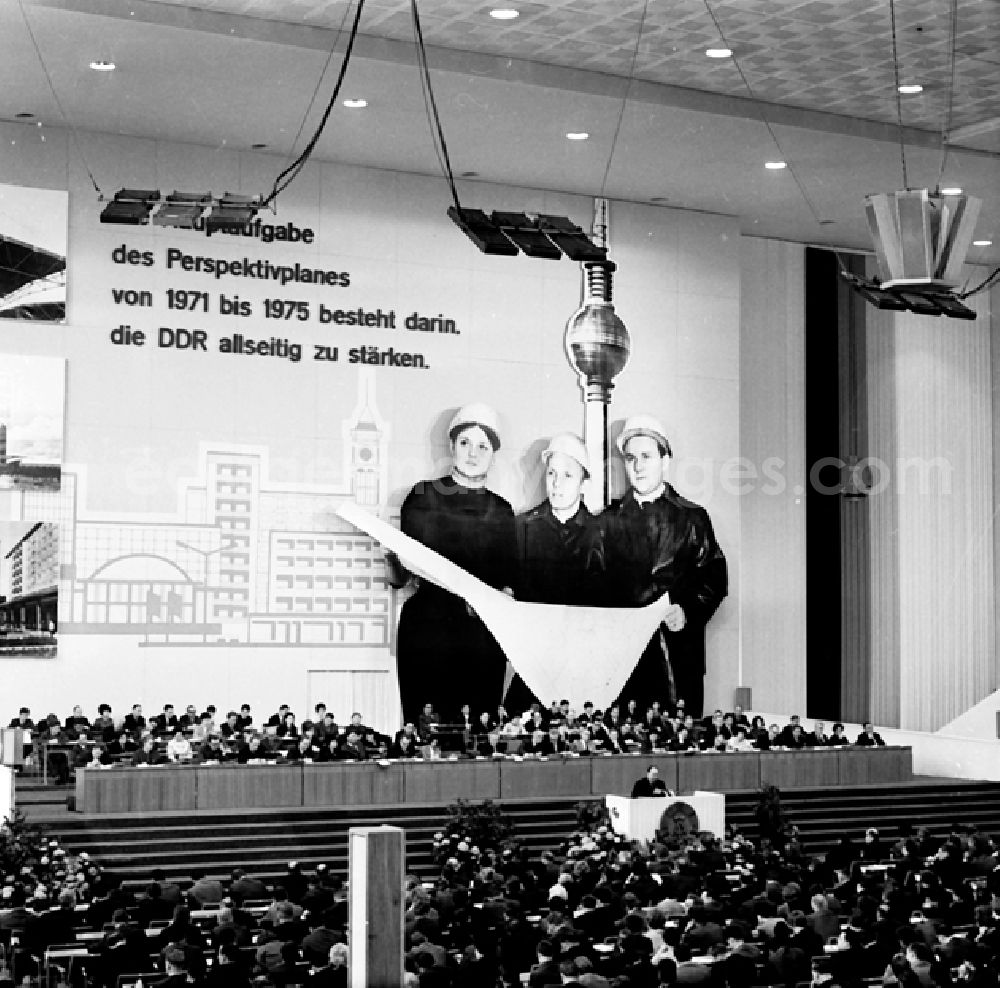 Berlin: Berlin 17./18. April 1969 5. Baukonferenz in Berlin.