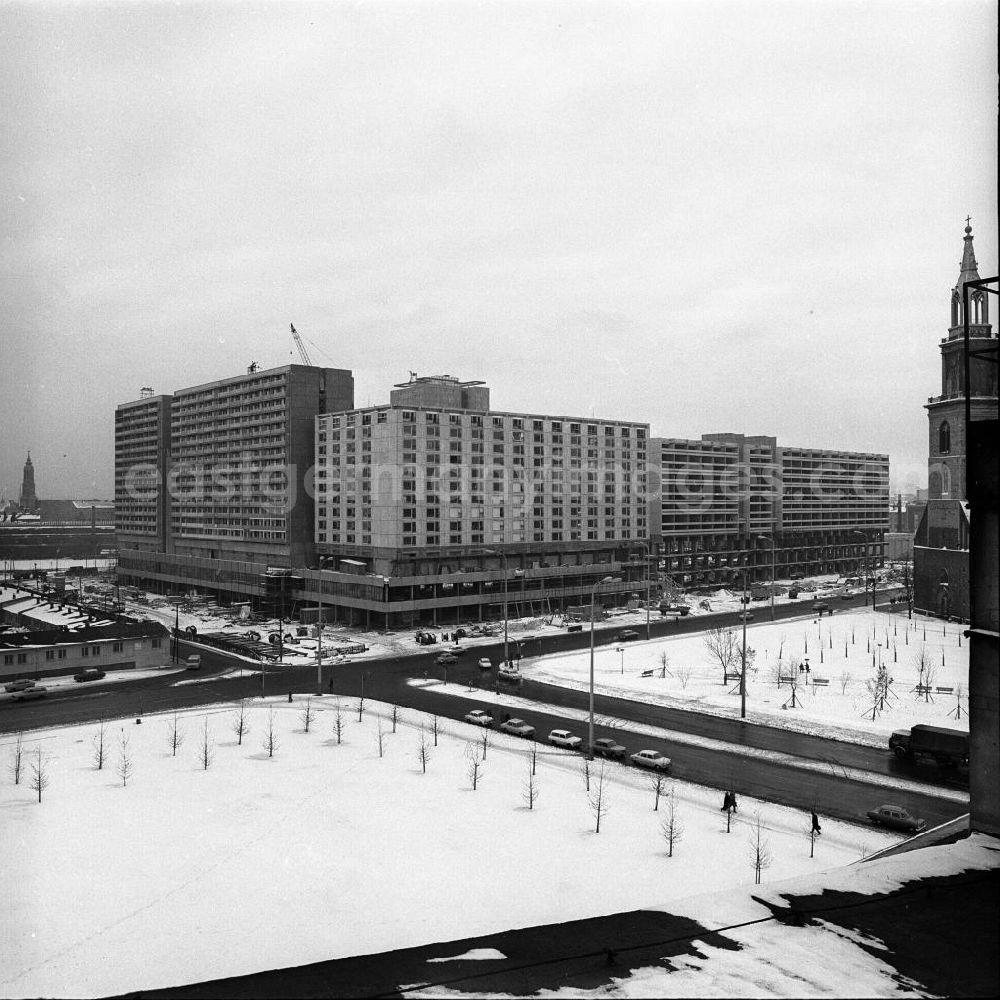 GDR image archive: Berlin - Baustelle Stadtzentrum. Liebknechtstraße und Rathausstraße (