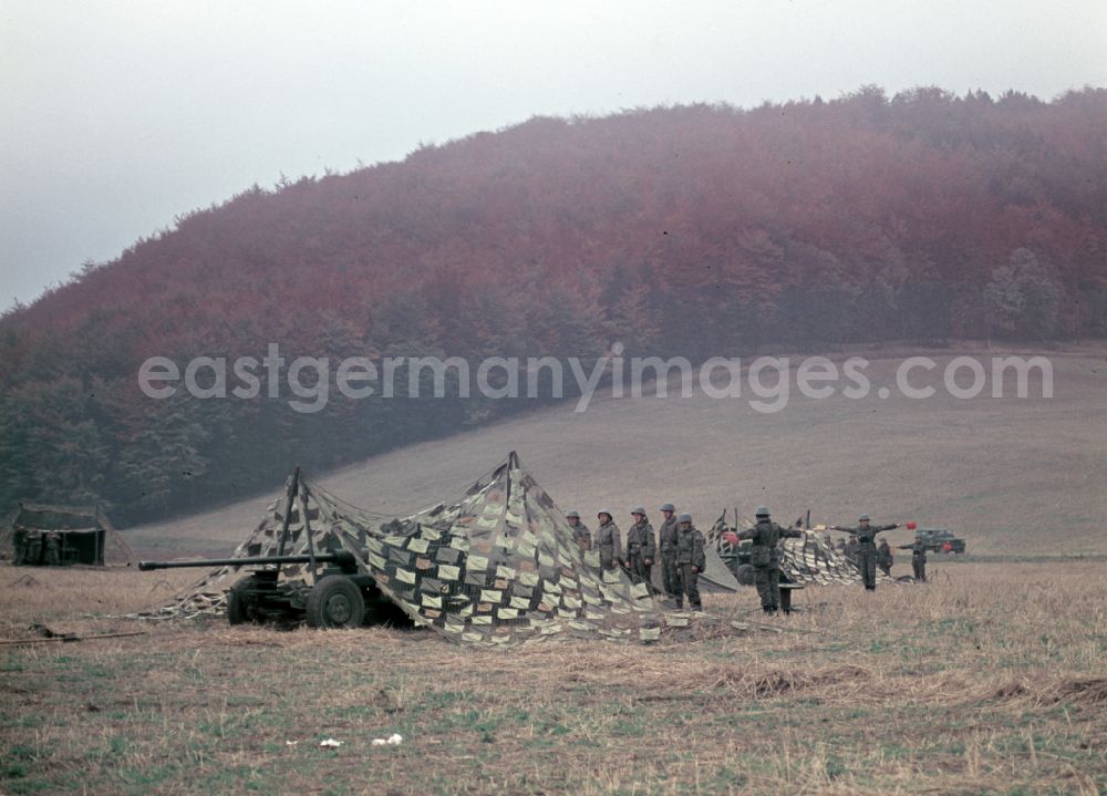 GDR photo archive: Buchenwald - Meeting of army members of the NVA National Peoples Army with members of the GSSD Group of Soviet Forces in Germany for a meeting on the occasion of the joint exercise OKTOBERSTORM at the foot of the National Memorial in Buchenwald, Thuringia in the territory of the former GDR, German Democratic Republic