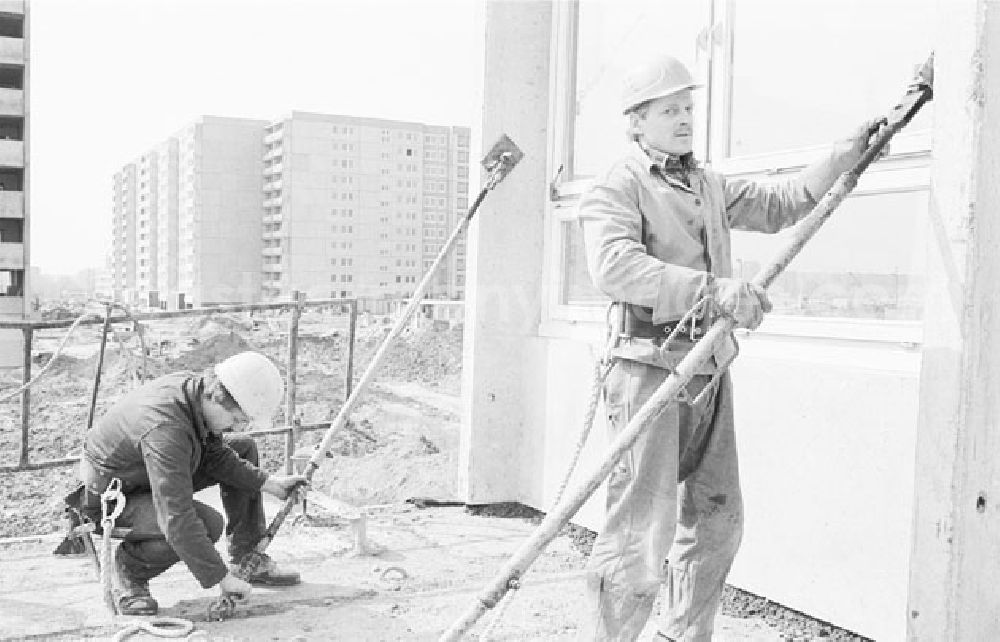 GDR picture archive: Berlin - Hohenschönhausen - 13.