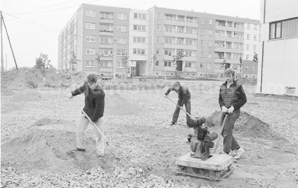 GDR picture archive: Berlin - Hohenschönhausen - 13.