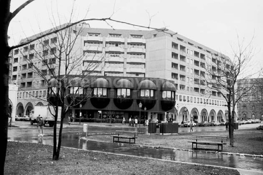 Berlin: 16.12.1986 Berlin Neubau Marzahn und Mitte.