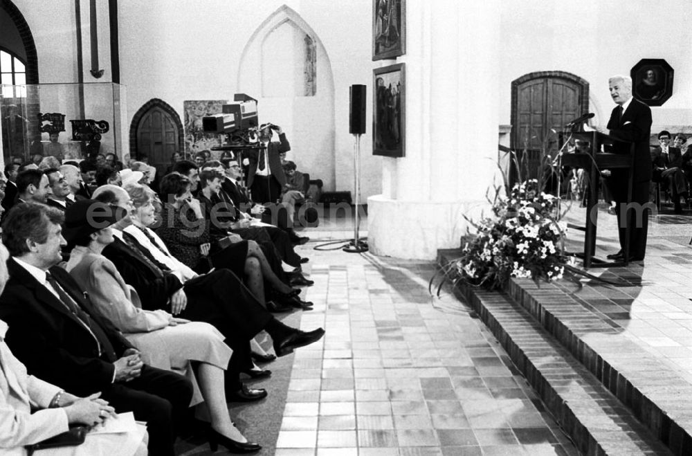 GDR picture archive: Berlin - Berlin Richard von Weizsäcker, Ehrenbürger Berlins 29.06.9