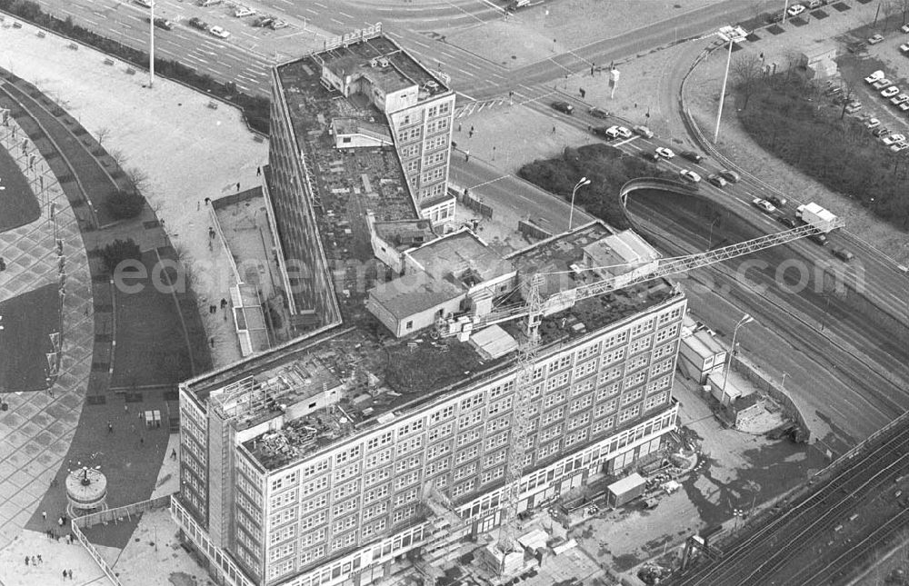 GDR picture archive: Berlin - Blick auf Alexanderplatz