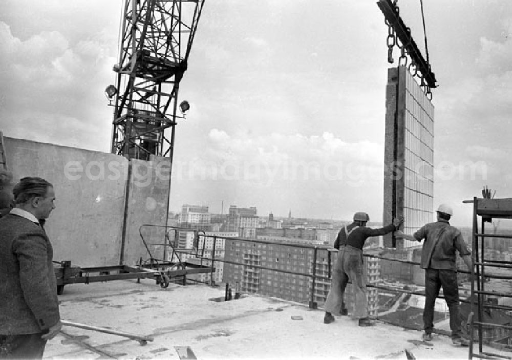 GDR picture archive: Berlin - 1965 Blick vom Punkthaus Berlin