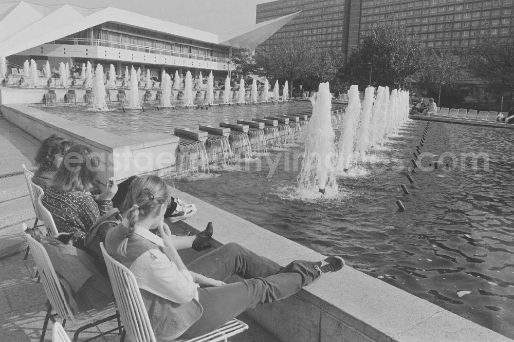 GDR photo archive: Berlin - Fountains and water features at the foot of the television tower in Berlin-Mitte on the territory of the former GDR, German Democratic Republic