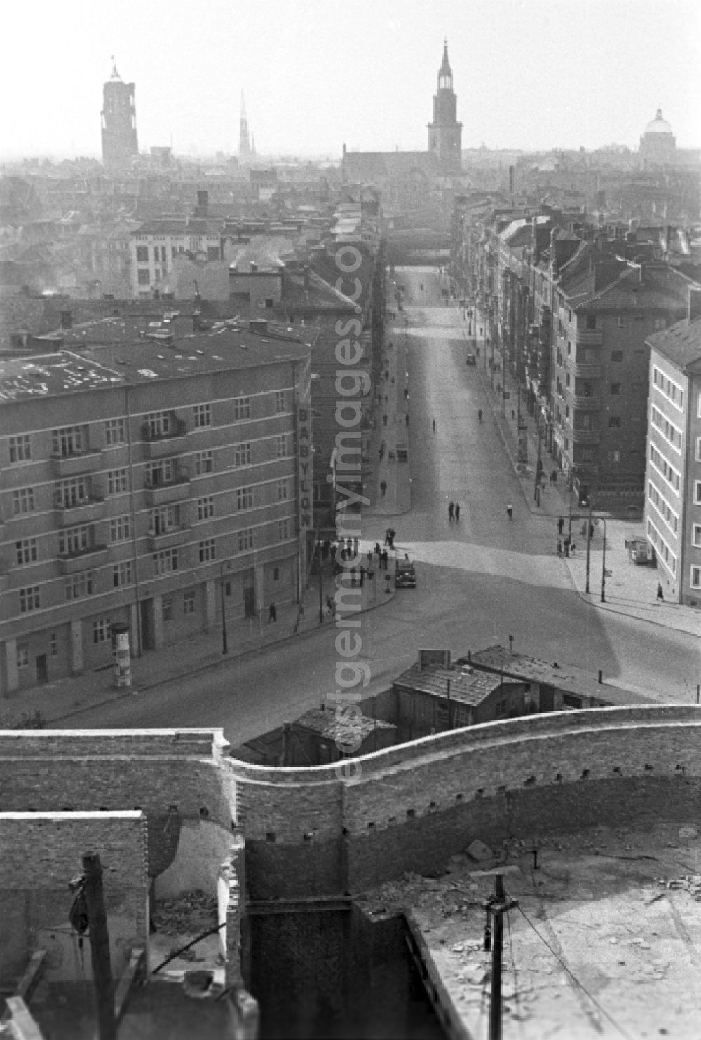 GDR image archive: Berlin - Roof landscape of an old apartment building complex on street Rosa-Luxemburg-Strasse in the district Mitte in Berlin Eastberlin on the territory of the former GDR, German Democratic Republic