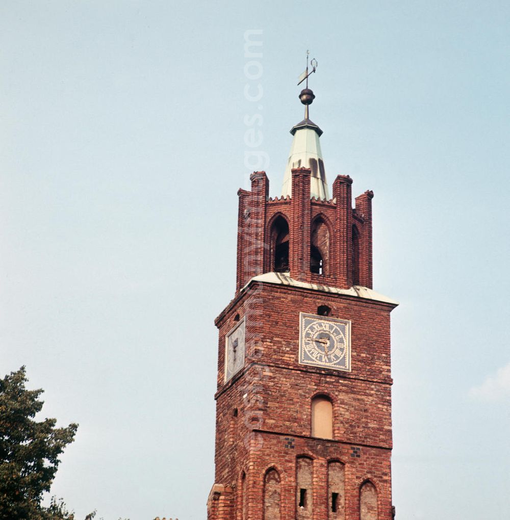 Brandenburg: Turm des Rathauses am Altstädtischer Markt in Brandenburg an der Havel.