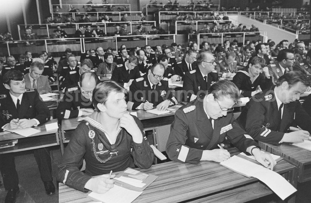 Dresden: Soldiers, non-commissioned officers, officers and generals as members of the NVA National People's Army at the delegates' conference in the Kulturpalast in the Altstadt district of Dresden, Saxony in the territory of the former GDR, German Democratic Republic