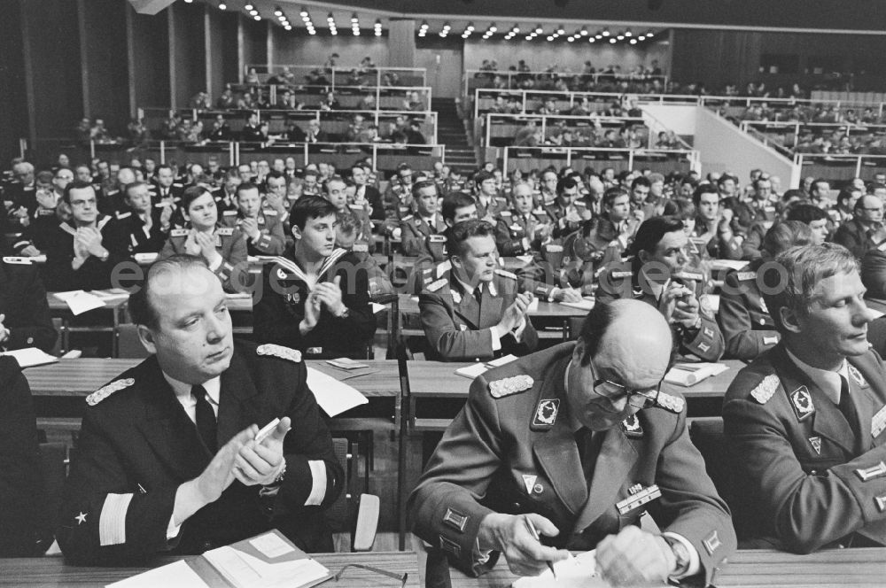 GDR image archive: Dresden - Soldiers, non-commissioned officers, officers and generals as members of the NVA National People's Army at the delegates' conference in the Kulturpalast in the Altstadt district of Dresden, Saxony in the territory of the former GDR, German Democratic Republic