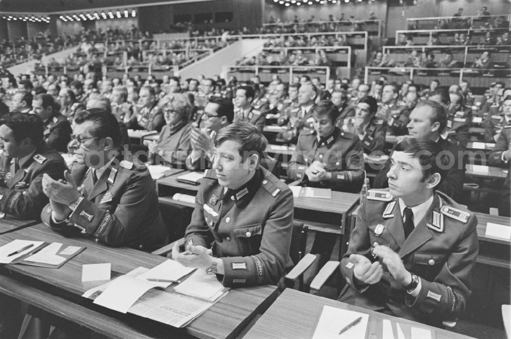 GDR image archive: Dresden - Soldiers, non-commissioned officers, officers and generals as members of the NVA National People's Army at the delegates' conference in the Kulturpalast in the Altstadt district of Dresden, Saxony in the territory of the former GDR, German Democratic Republic