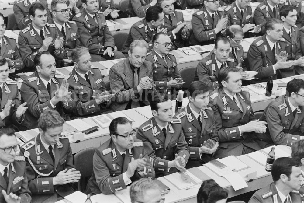 Potsdam: Soldiers, non-commissioned officers, officers and generals as members of the NVA National People's Army at the delegate conference in the Kremlin on street Brauhausberg in Potsdam, Brandenburg on the territory of the former GDR, German Democratic Republic