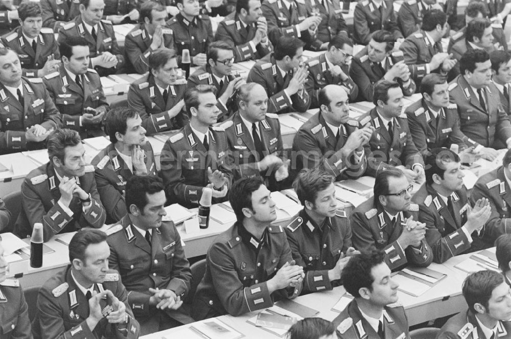 GDR image archive: Potsdam - Soldiers, non-commissioned officers, officers and generals as members of the NVA National People's Army at the delegate conference in the Kremlin on street Brauhausberg in Potsdam, Brandenburg on the territory of the former GDR, German Democratic Republic