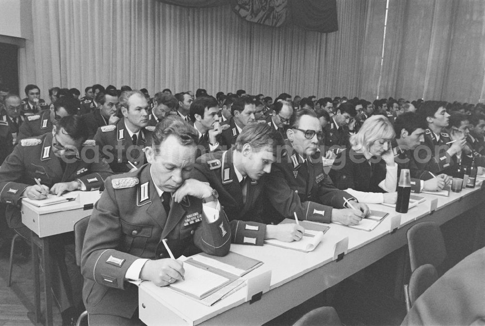 Potsdam: Soldiers, non-commissioned officers, officers and generals as members of the NVA National People's Army at the delegate conference in the Kremlin on street Brauhausberg in Potsdam, Brandenburg on the territory of the former GDR, German Democratic Republic