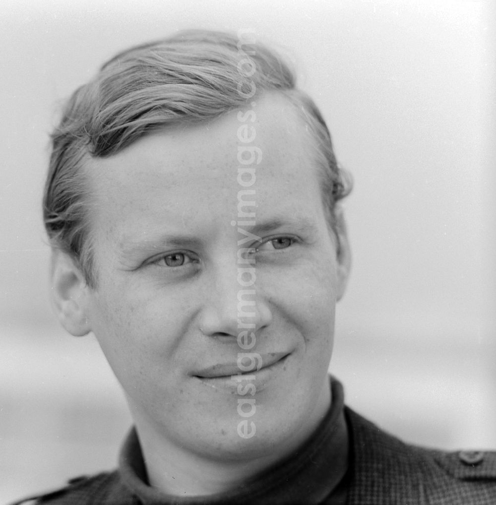 GDR image archive: Berlin - The Actor Hans-Joachim Glaeser (1941 -1993) in Berlin, the former capital of the GDR, German Democratic Republic