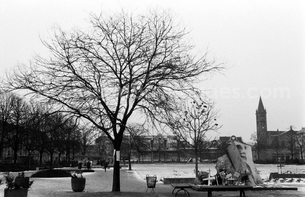 GDR image archive: - Deserteurdenkmal Umschlagnummer: 7149