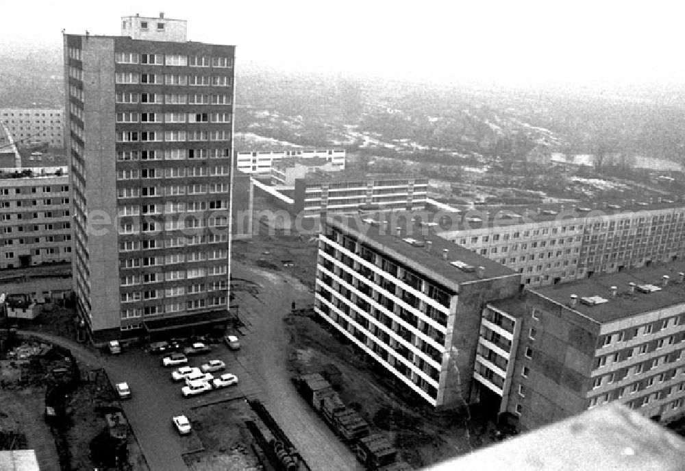 GDR picture archive: Berlin - Dezember 1973 Neubaugebiet in Berlin.