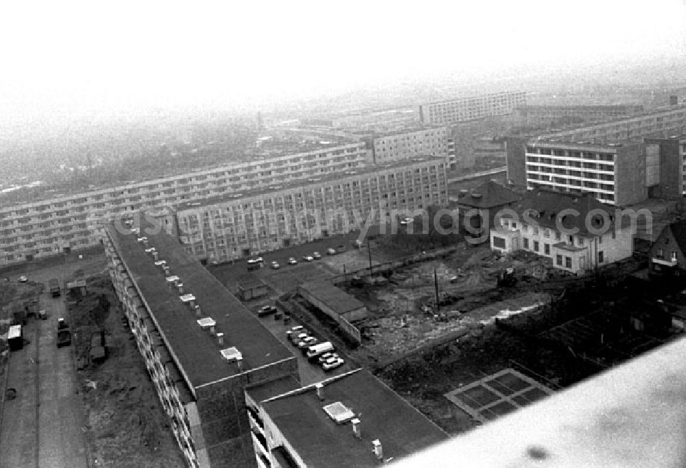 GDR photo archive: Berlin - Dezember 1973 Neubaugebiet in Berlin.