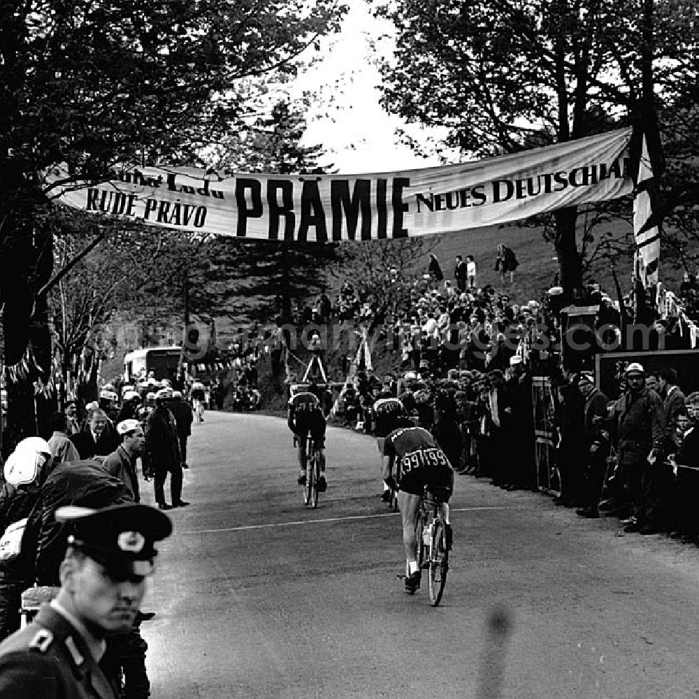 GDR image archive: - 21.05.1967 12. Etappe K.M.Std.-Plzen 17