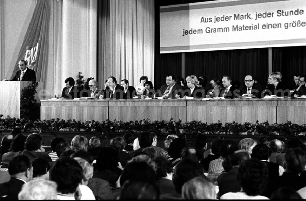 GDR image archive: Berlin - FOGB, Freie Deutsche Gewerkschaftsbund; Bezirksdelegiertenkonferenz (149)