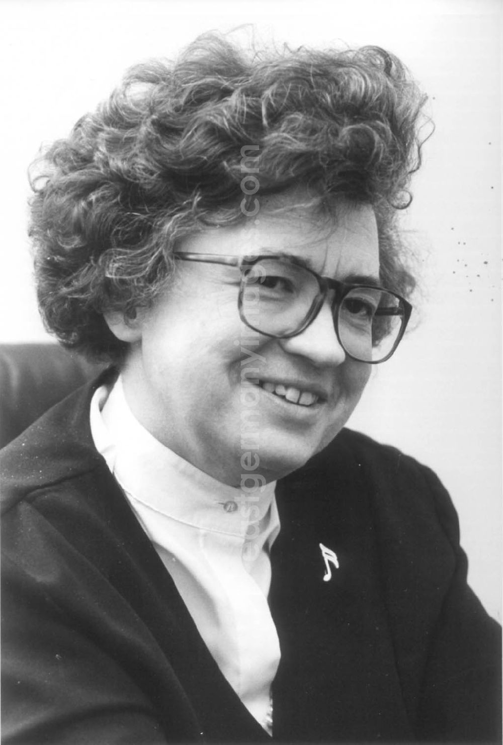 GDR picture archive: Berlin - Frau Prof. Grabriela Moyseowicz, Berlin Schloßstraße 50 12.