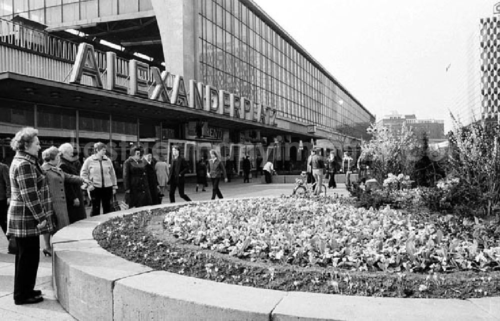 GDR image archive: Alexanderplatz/ Berlin-Mitte - 22.