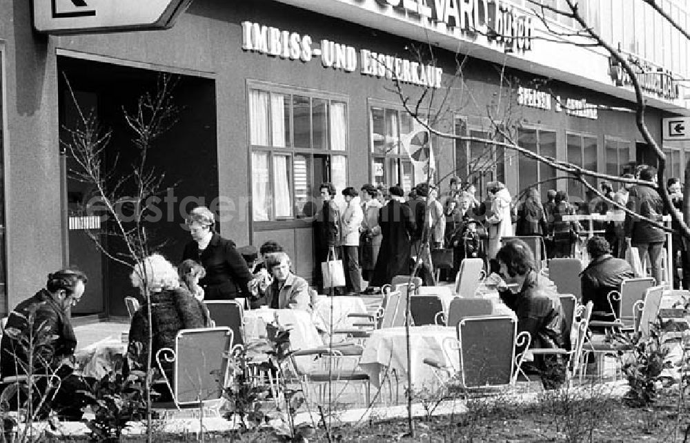 GDR picture archive: Alexanderplatz/ Berlin-Mitte - 22.