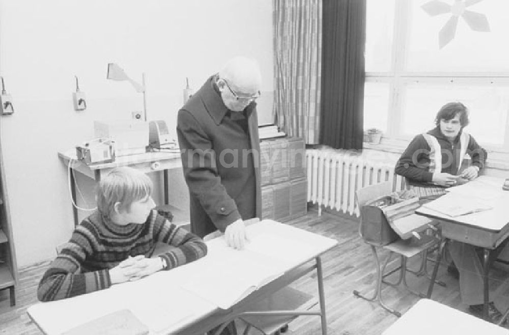 GDR picture archive: Passow - 14.