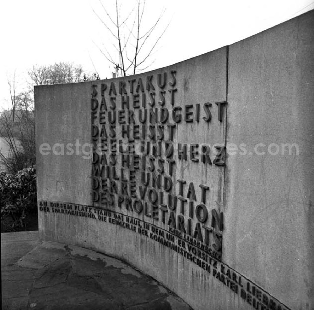 GDR image archive: Berlin - 23.12.1965 Gedenkstätte Chausseestr. 121 der KPD