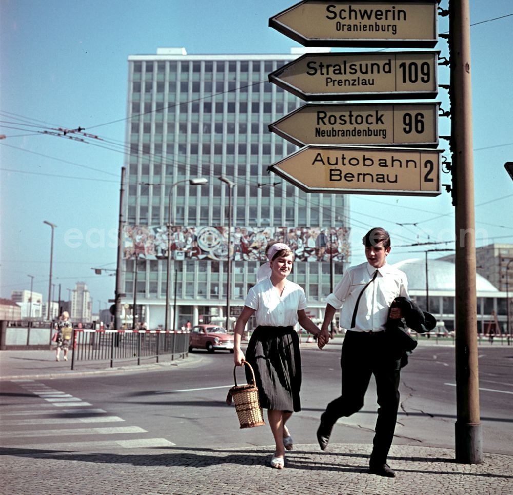 GDR picture archive: Berlin - House of the Teacher at Alexanderplatz in the Mitte district of Berlin East Berlin in the area of the former GDR, German Democratic Republic