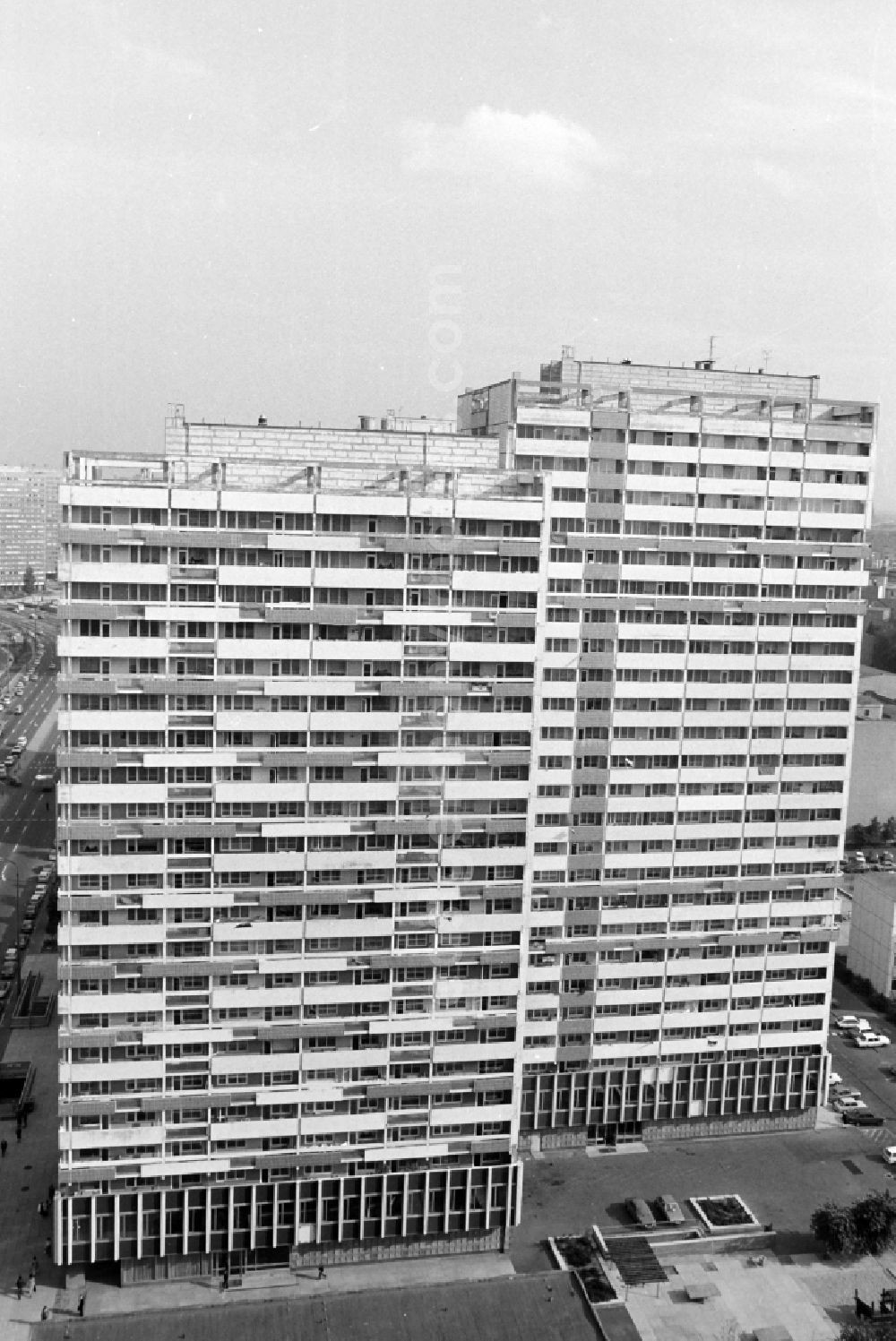 GDR picture archive: Berlin - High-rise buildings on Leipziger Strasse in Berlin - Mitte in Berlin East Berlin on the territory of the former GDR, German Democratic Republic