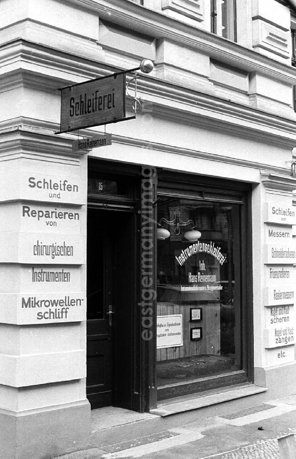 GDR photo archive: Berlin - 7.11.1986 Husemannstraße / Kollwitz Platz Berlin Umschlagnr.:1212