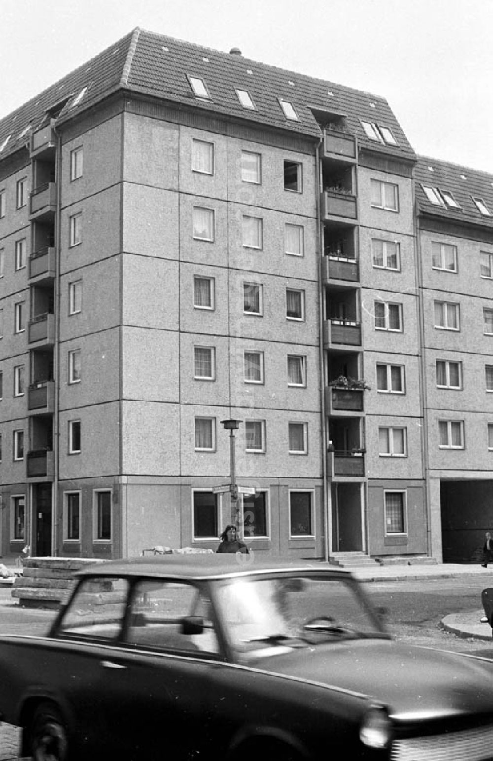 Berlin: 10.07.1986 Innerstädtischer Wohnungsbau Wilhelm-Pieck-Strasse Umschlagnr.: 81