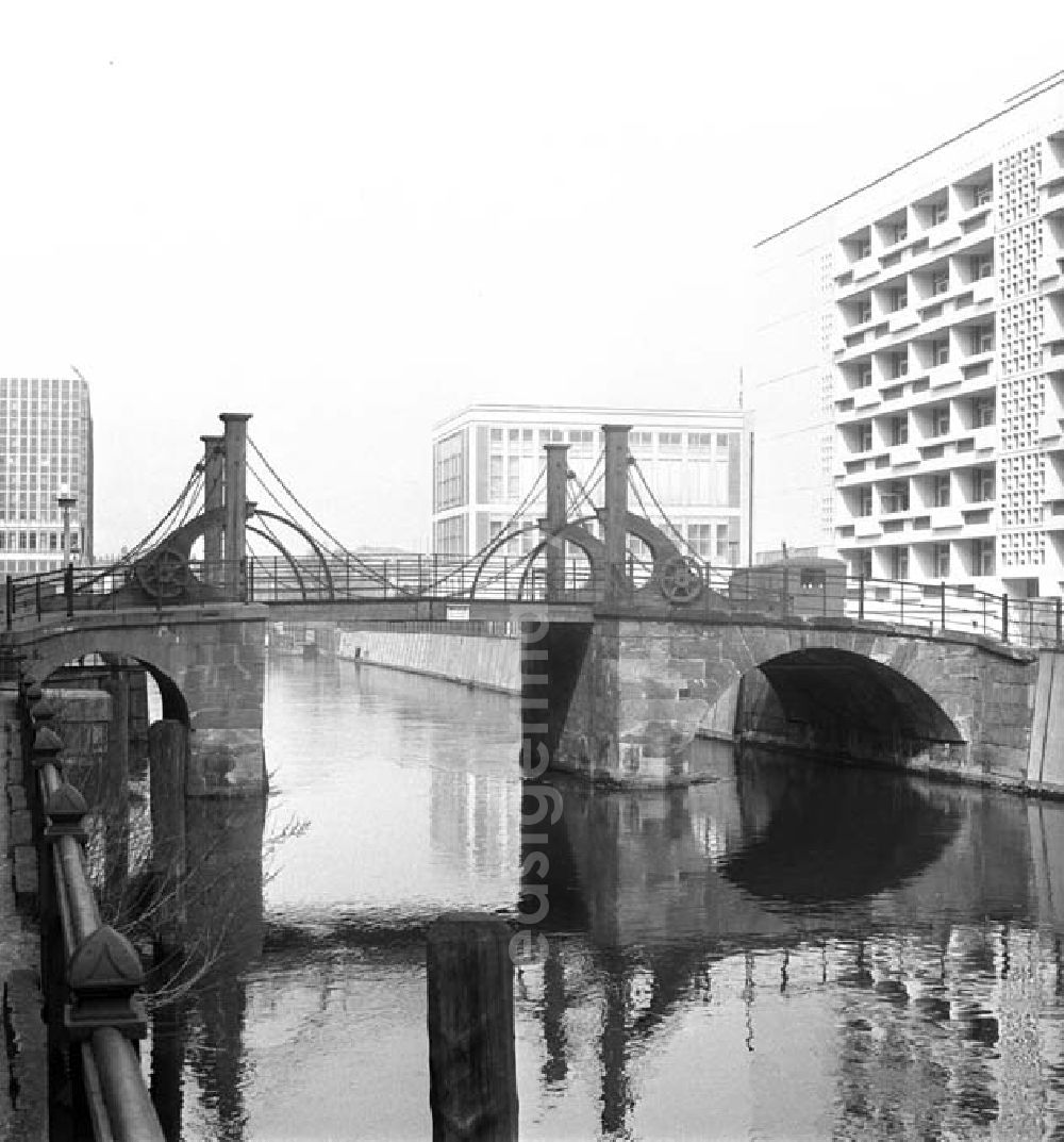 GDR photo archive: Berlin - 04.