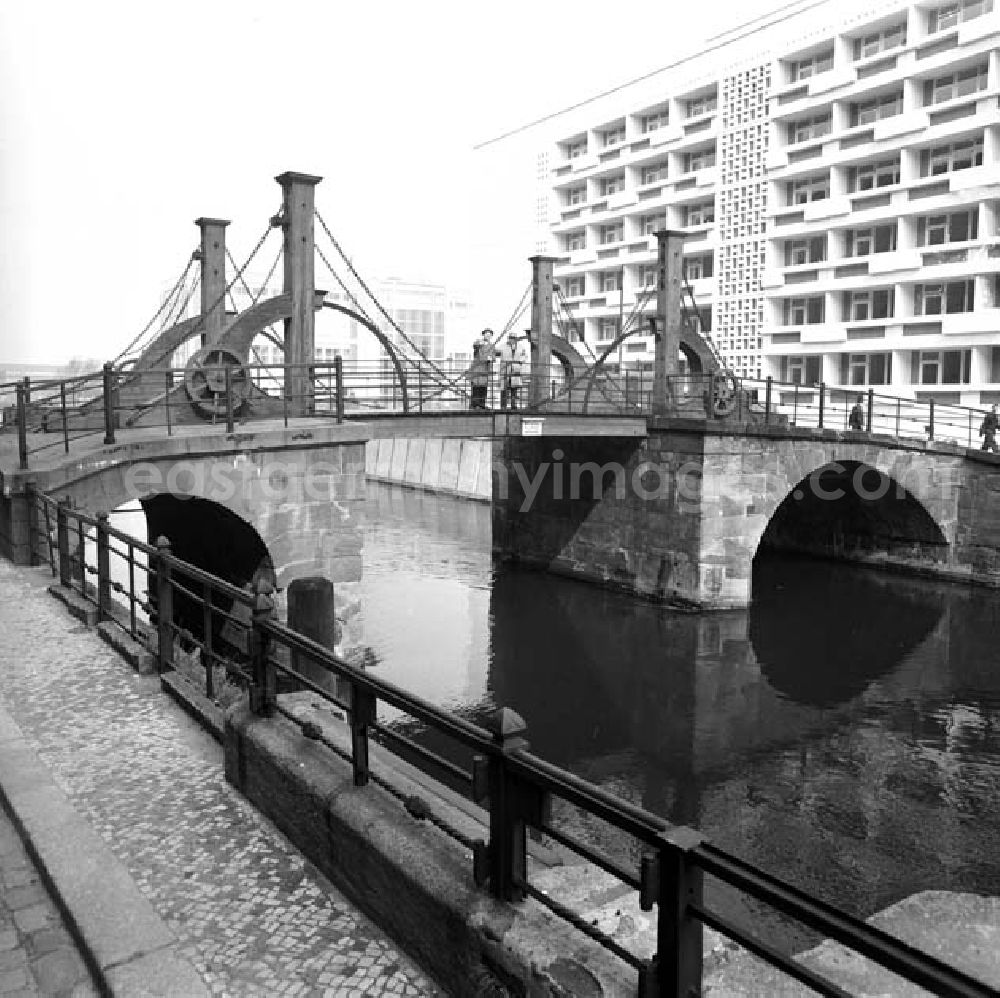 GDR photo archive: Berlin - 04.