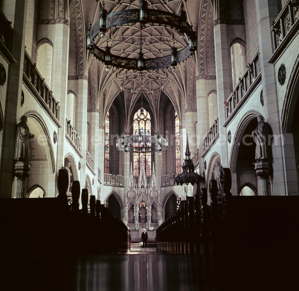 GDR image archive: Lutherstadt Wittenberg - Interior of the sacred building of the church on place Schlossplatz in Lutherstadt Wittenberg, Saxony-Anhalt on the territory of the former GDR, German Democratic Republic