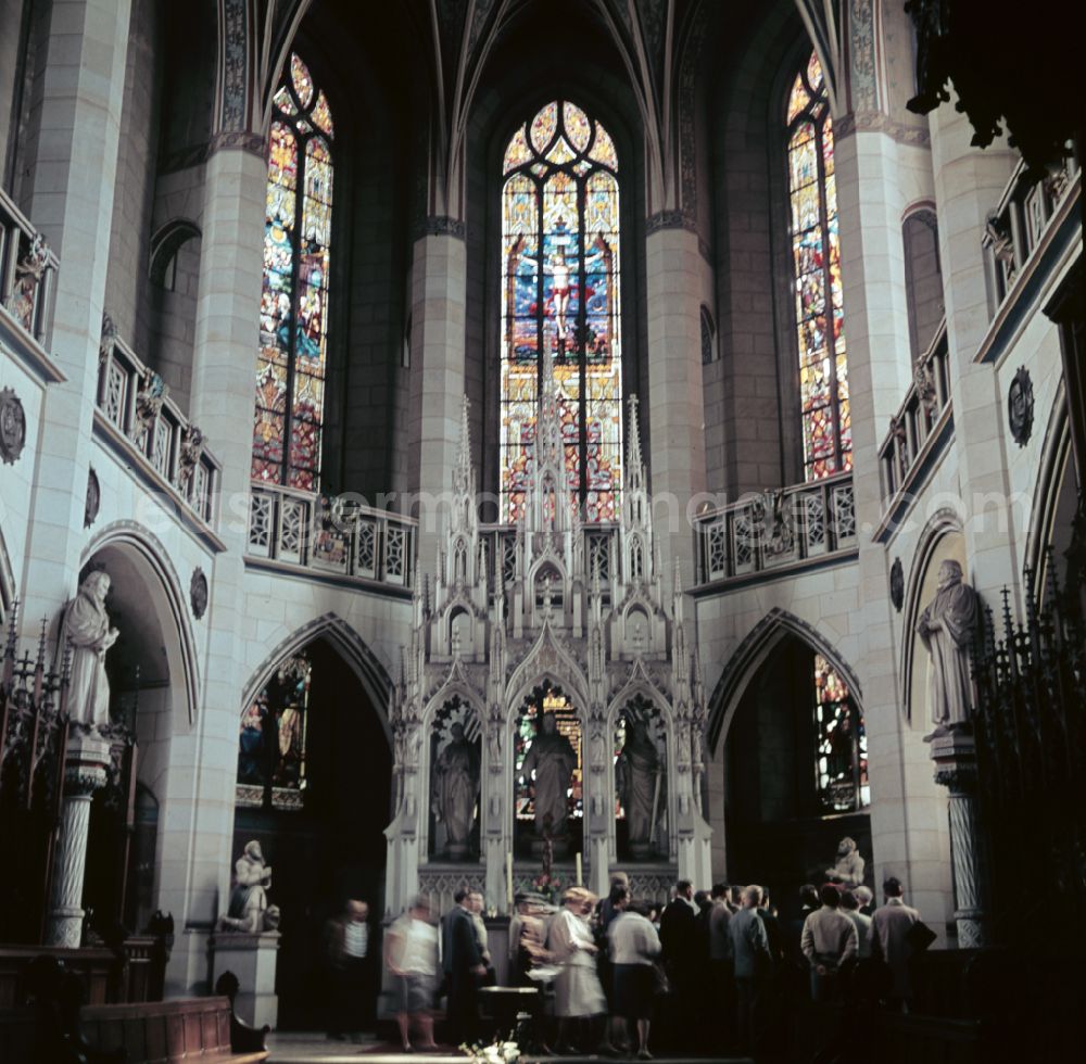 GDR photo archive: Lutherstadt Wittenberg - Interior of the sacred building of the church on place Schlossplatz in Lutherstadt Wittenberg, Saxony-Anhalt on the territory of the former GDR, German Democratic Republic