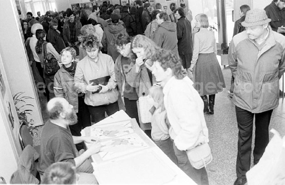 GDR image archive: Berlin - 22.03.1986 Künstlertage im Schauspielhaus Berlin Umschlag 29