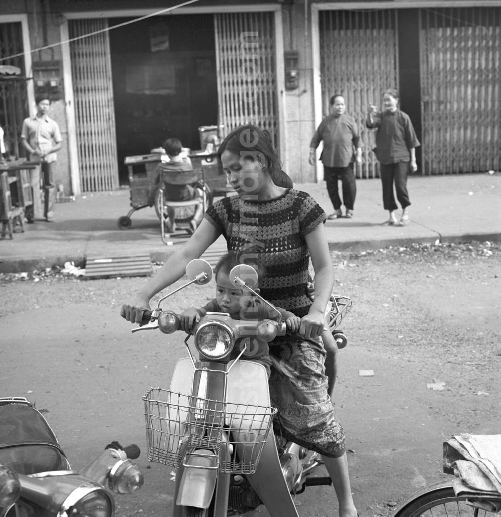Vientiane: Marktszene in Vientiane, der Hauptstadt der Demokratischen Volksrepublik Laos.