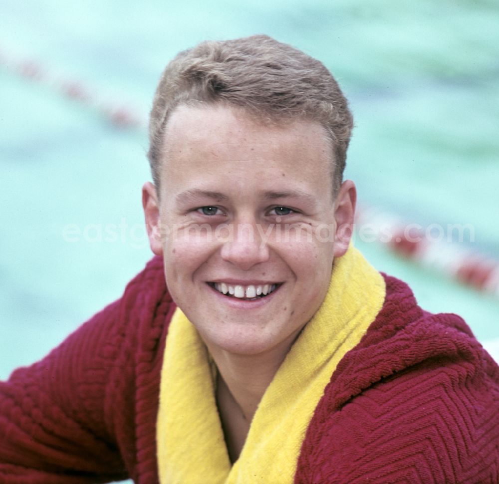 GDR image archive: Dresden - Swimmer Frank Wiegand of SC Einheit Dresden in Dresden, Saxony in the territory of the former GDR, German Democratic Republic